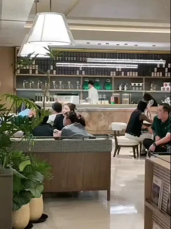 单层和双层电热水壶怎么选 单层和双层电热水壶怎么选 电热水壶